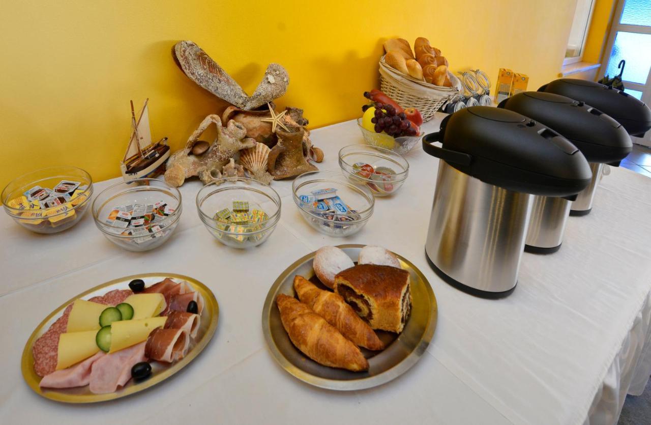 Bed And Breakfast Julia Seget  ภายนอก รูปภาพ