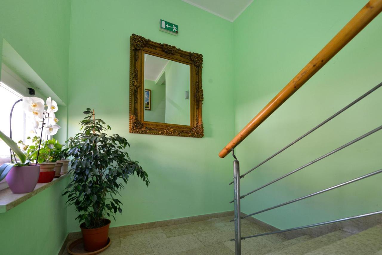 Bed And Breakfast Julia Seget  ภายนอก รูปภาพ