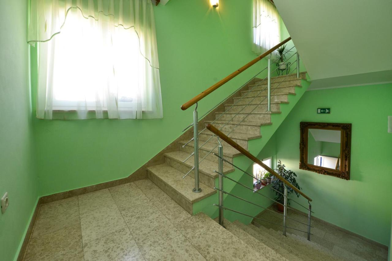 Bed And Breakfast Julia Seget  ภายนอก รูปภาพ