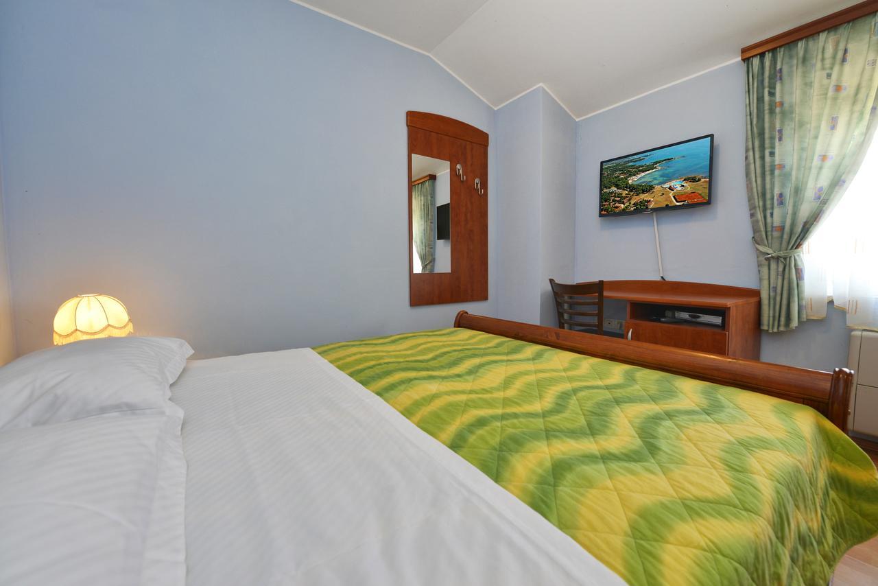 Bed And Breakfast Julia Seget  ภายนอก รูปภาพ