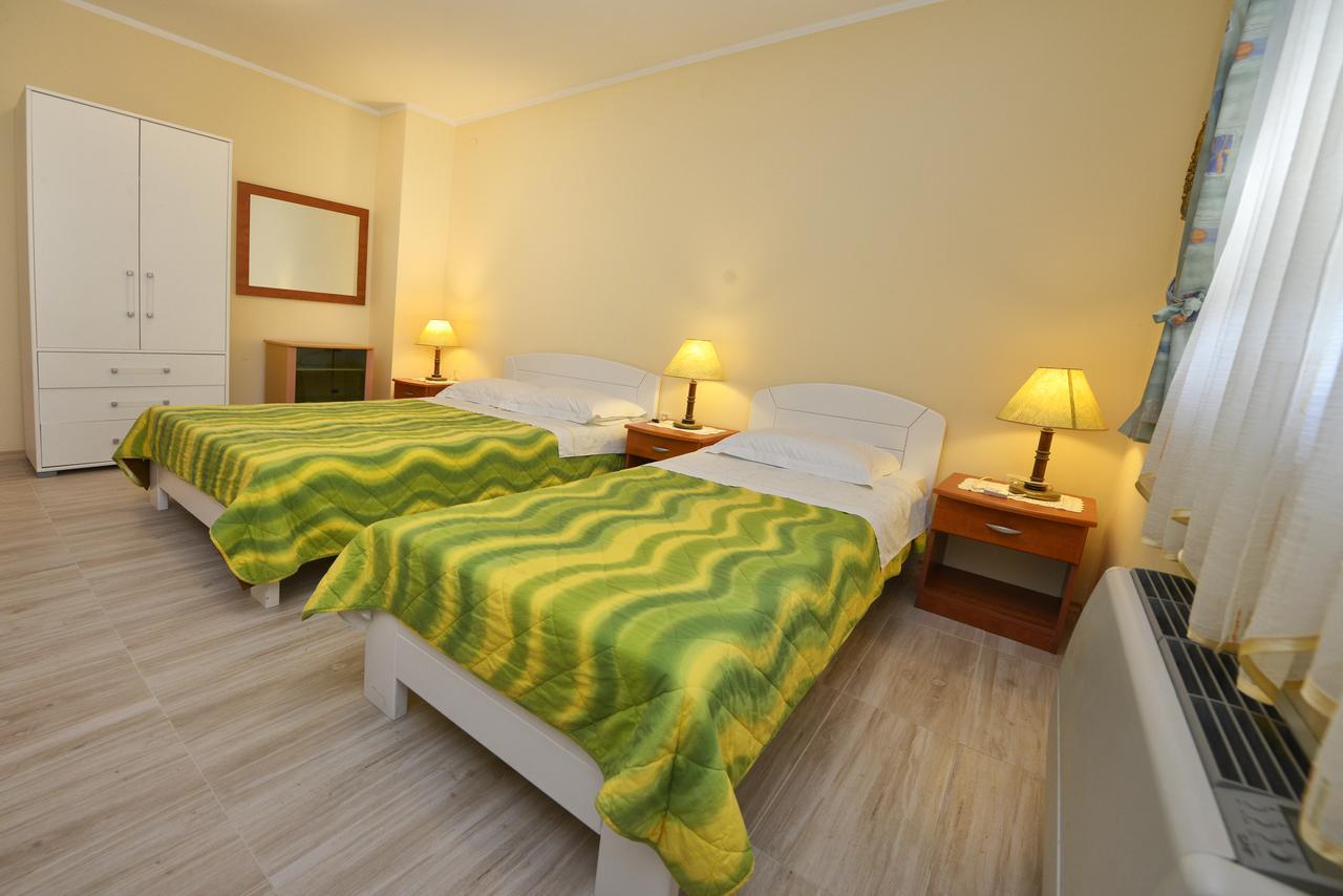 Bed And Breakfast Julia Seget  ภายนอก รูปภาพ
