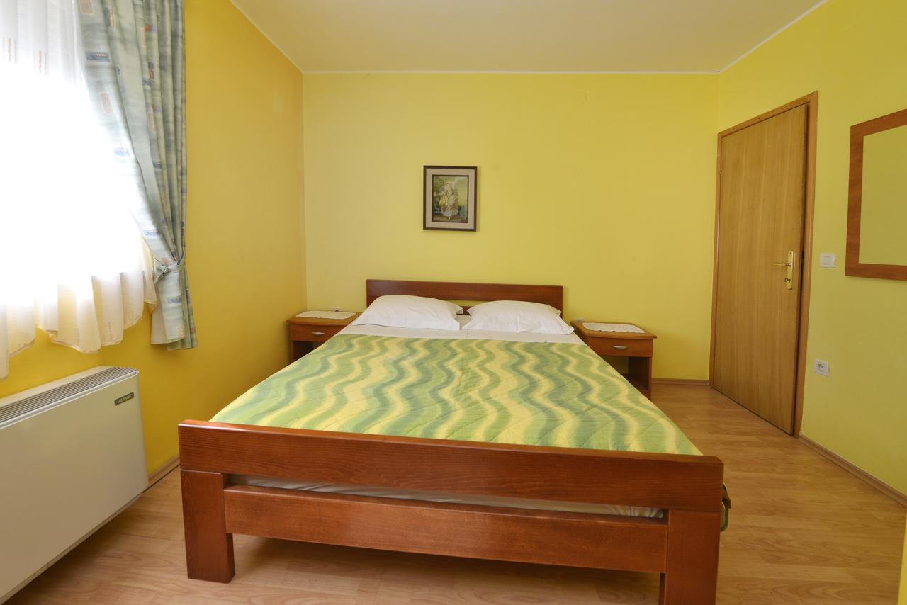 Bed And Breakfast Julia Seget  ภายนอก รูปภาพ