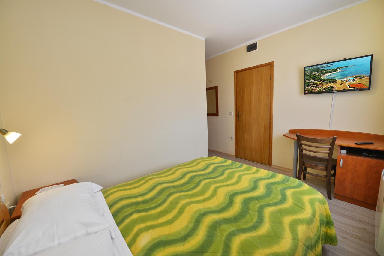 Bed And Breakfast Julia Seget  ภายนอก รูปภาพ